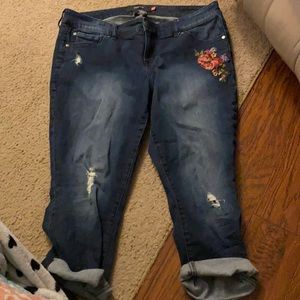 Torrid size 16 Capri